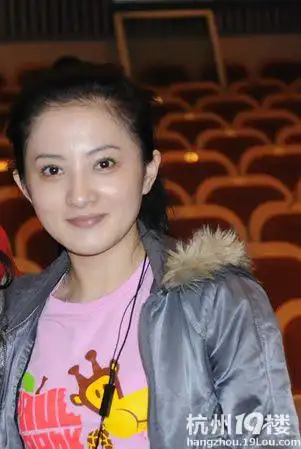 金铭安玉刚亲密照曝光 "金刚恋"疑浮出水面