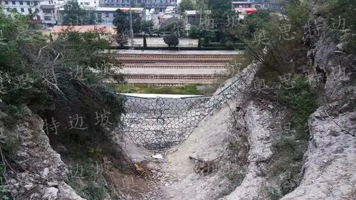 泥石流柔性防护网 - 边坡防护工程,边坡防护网,柔性防护网,被动防护网