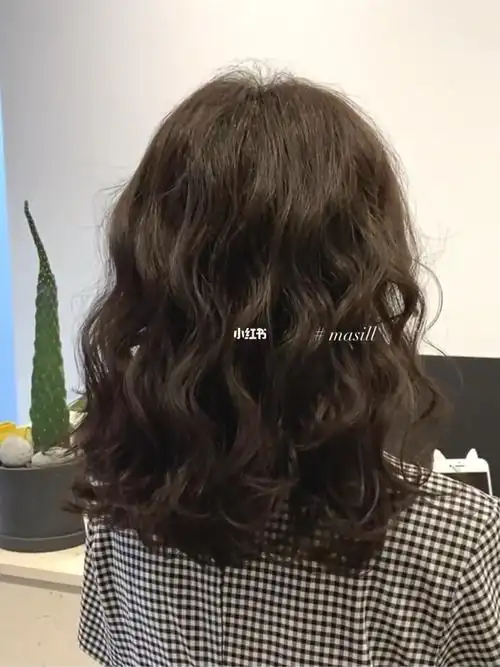 中长发烫发法式木马卷中短发烫发