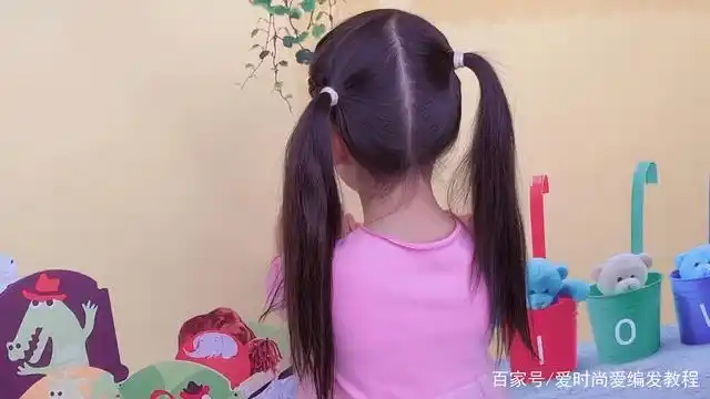 小女孩长发,双马尾这样扎,好看又活泼,一起试试吧