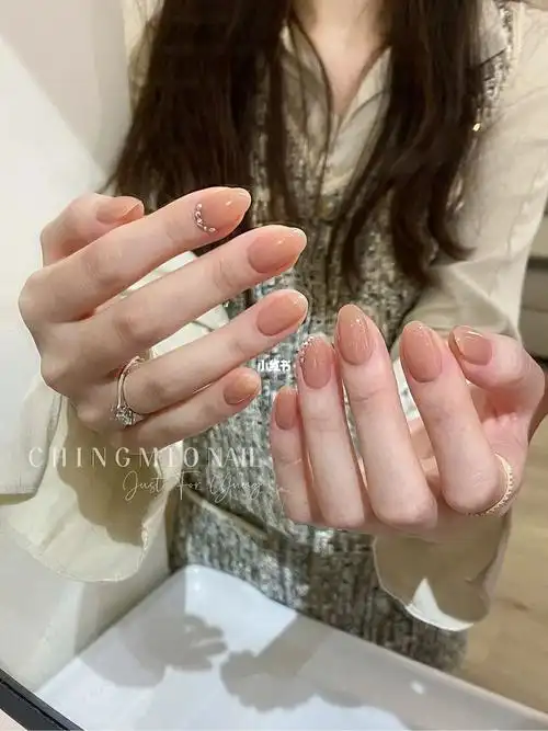nail裸色显白好爱龙泉驿美甲
