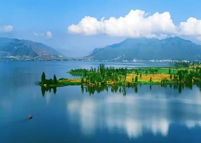 人间仙境,世外桃源.