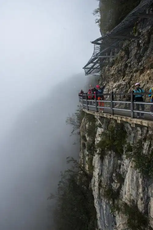 湖北风景名胜掠影七神秘险峻的恩施大峡谷