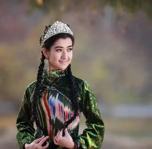 中国境内人口最少民族塔塔尔族文化习俗介绍