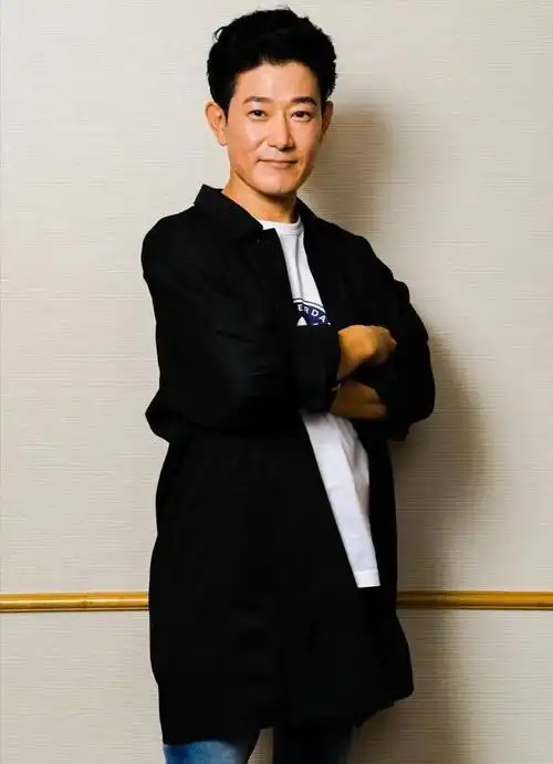 首位国外声援艺人矢野浩二转发支持新疆棉花曾捐13万只口罩