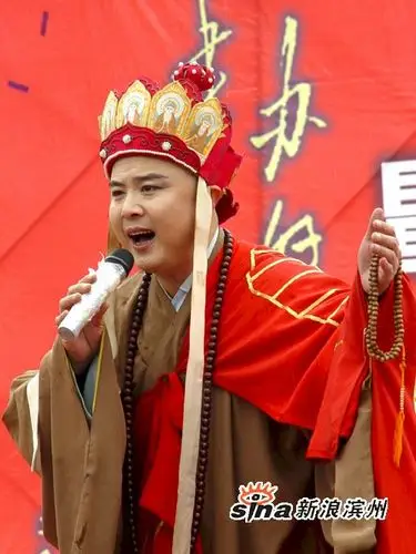 徐少华含情脉脉大唱《女儿情》