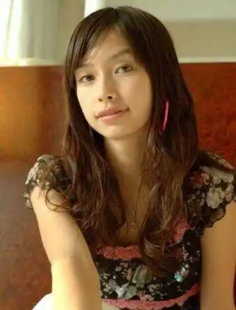 珍贵老照片:一次性看完杨颖的容貌变迁史_baby_时候_港台明星