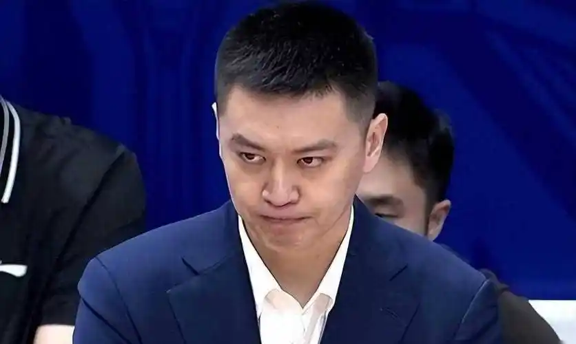 原创cba官宣辽篮首位离队球员出炉杨鸣提前扶正新援