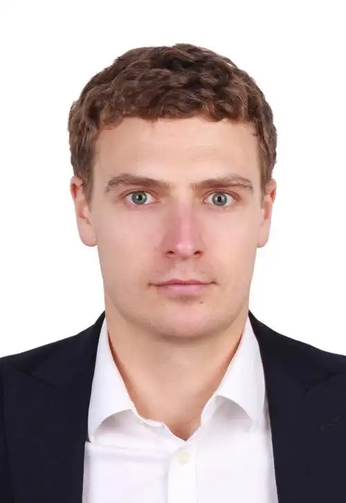 peter folland                  english               consultant