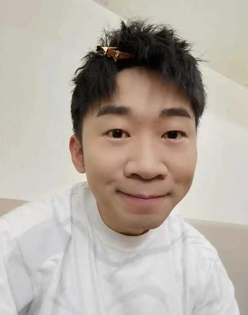 杨迪撞脸一只"丑的刚刚好的鸭子",本人发声:"寄给我,谢谢" 今天有一条