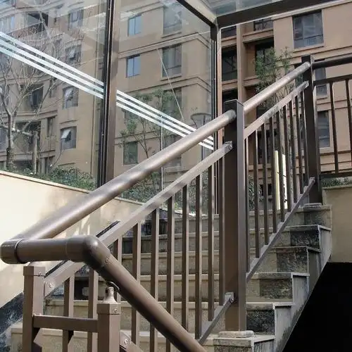 源头厂家楼梯护栏花式楼梯扶手可组装楼梯栏杆别墅走廊台阶防护栏