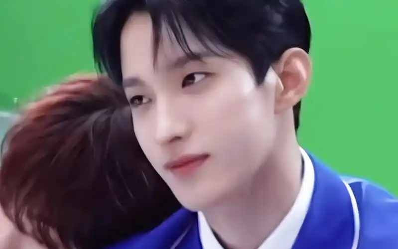 【李硕珉】简单的西装就给我迷死