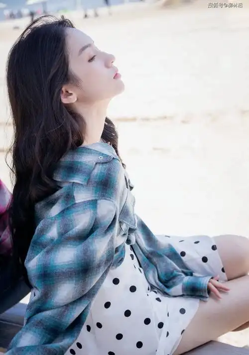 1/ 12 周也:我和假期分手了 周也:我和假期分手