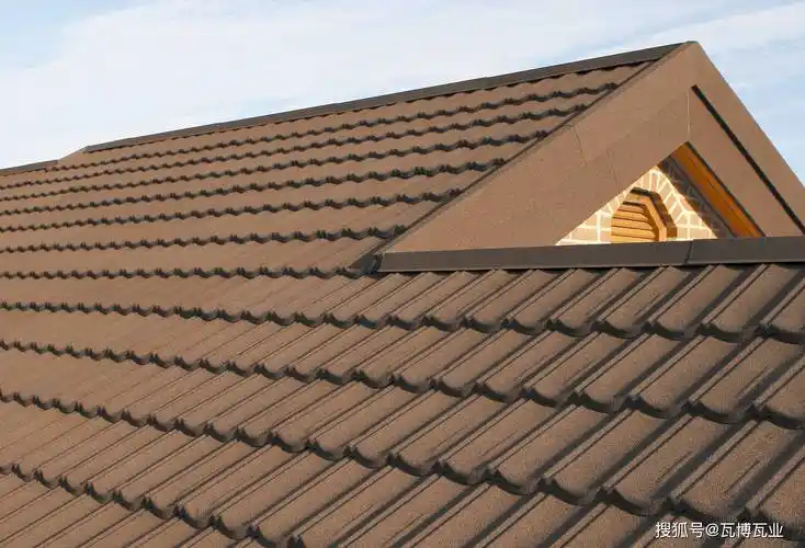 彩石金属瓦安装方便适用于农村旧房改造_进行_处理_成本