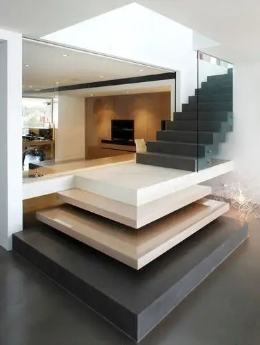 2018室内家装直行楼梯图片