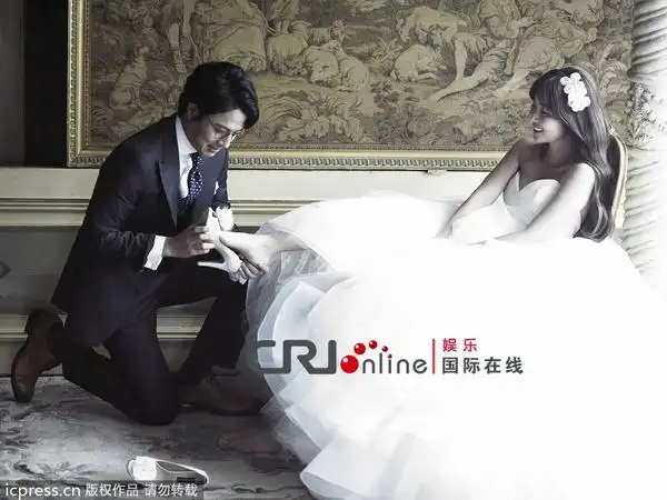 韩在石4月迎娶美娇娘为朴率美穿婚鞋婚纱照大公开