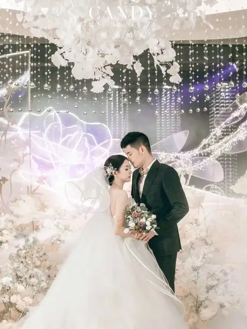 绝美新娘赵丽颖婚礼照片被疯传