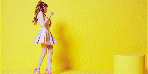 黄美英gif卷发gif跳舞gif高跟鞋gif