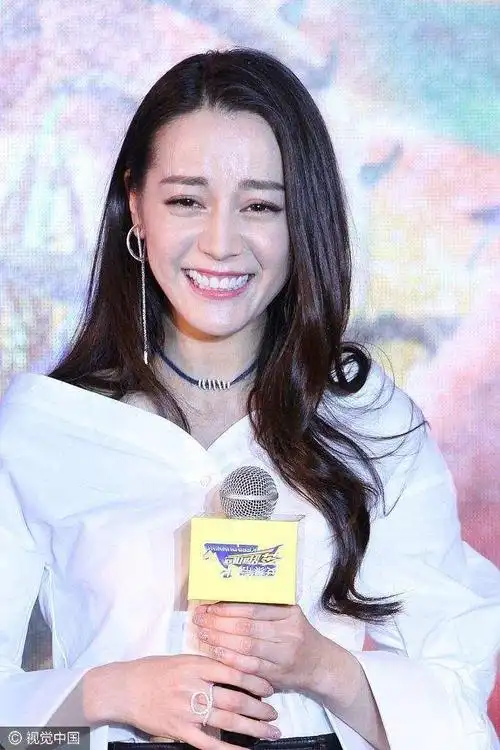 哪些女明星笑起来好看?