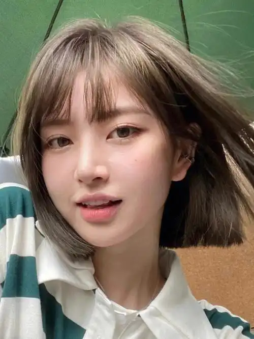 女生都无法抗拒的发型丨韩系锁骨发型