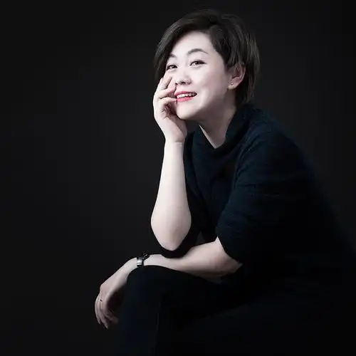 一组女企业家人物肖像