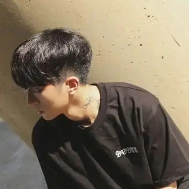 帅气男生高富帅的头像真人图片