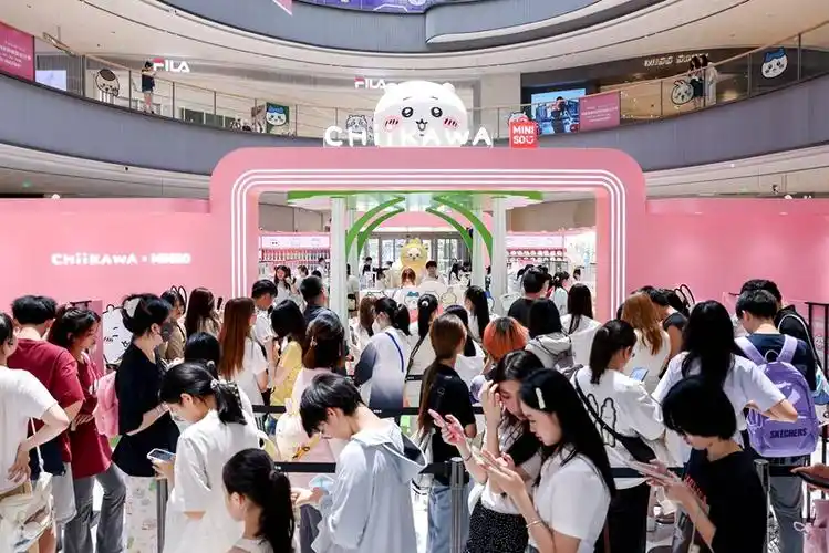 上海商场神秘快闪店,活动策划引爆全城好奇!