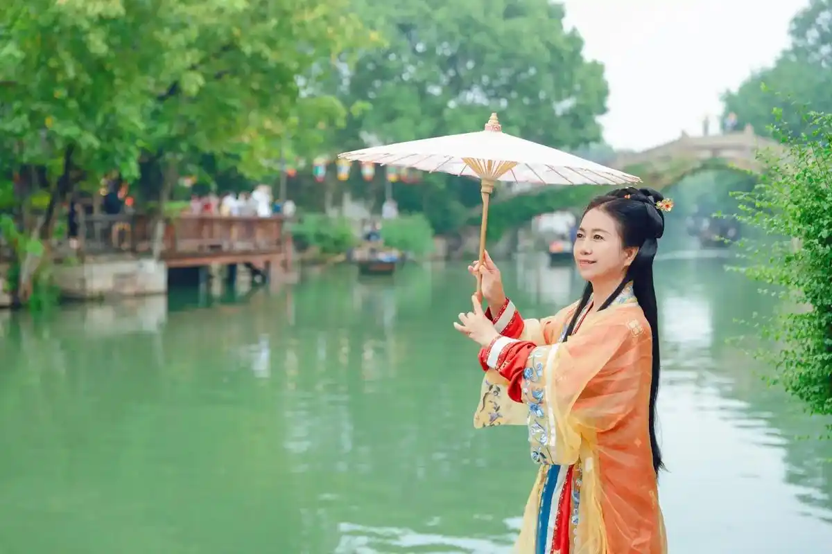 古风汉服美如画 #带你穿越古代 - 抖音