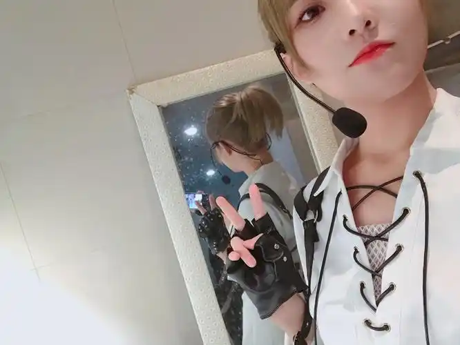 snhey! 自动收集了snh48的动态(目前仅限新浪微博).