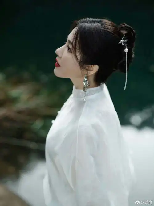 曾黎七夕白衣仙女造型