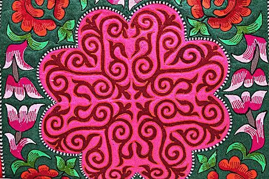 哈萨克族精美手工地毯