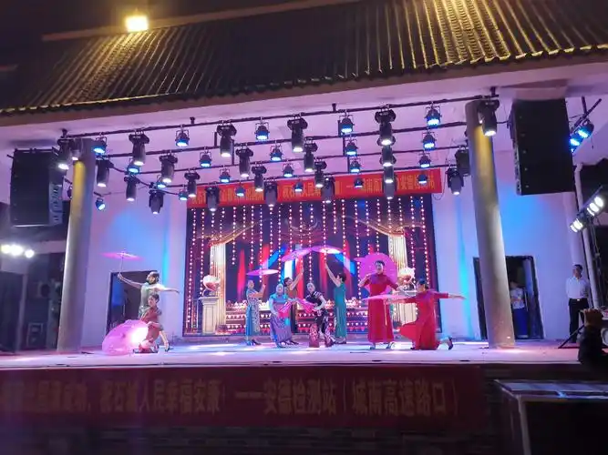 百姓大舞台 大家一起来