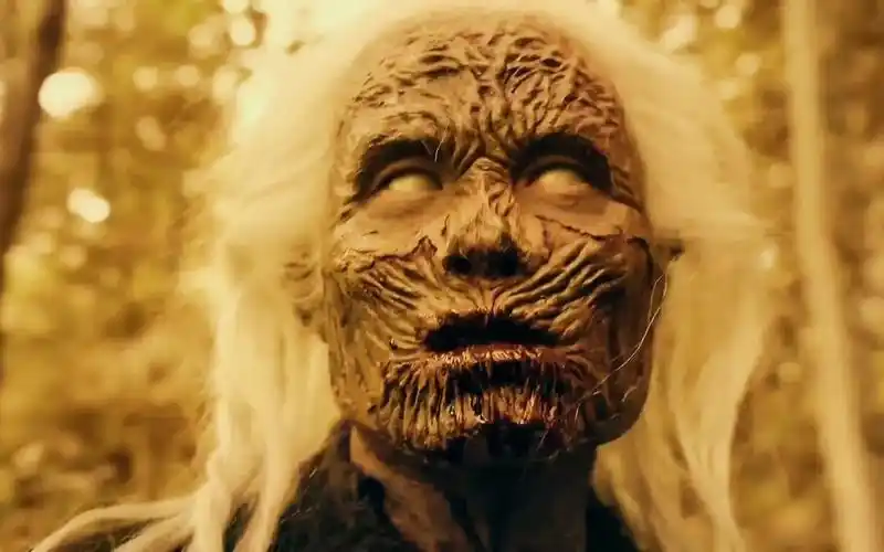 盗墓笔记丨吴邪爷爷小时候入血尸墓险象环生血尸竟然跑出来了