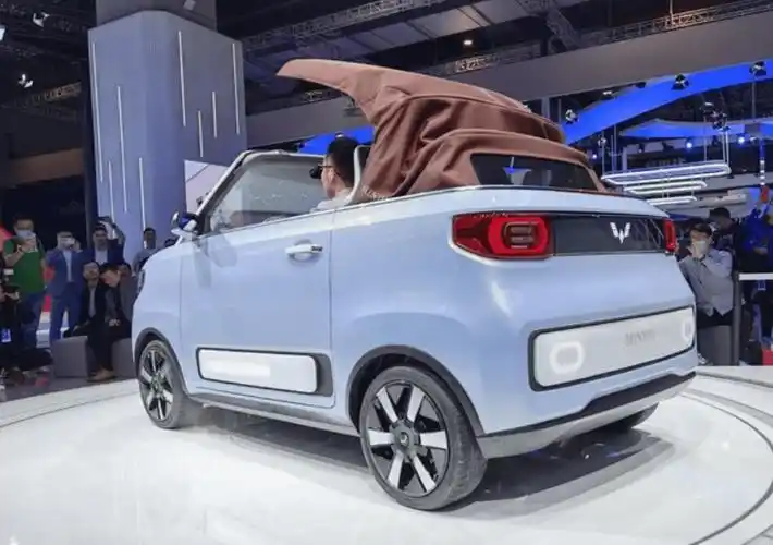 五菱宏光敞篷价格车型 五菱宏光敞篷车价格及图片