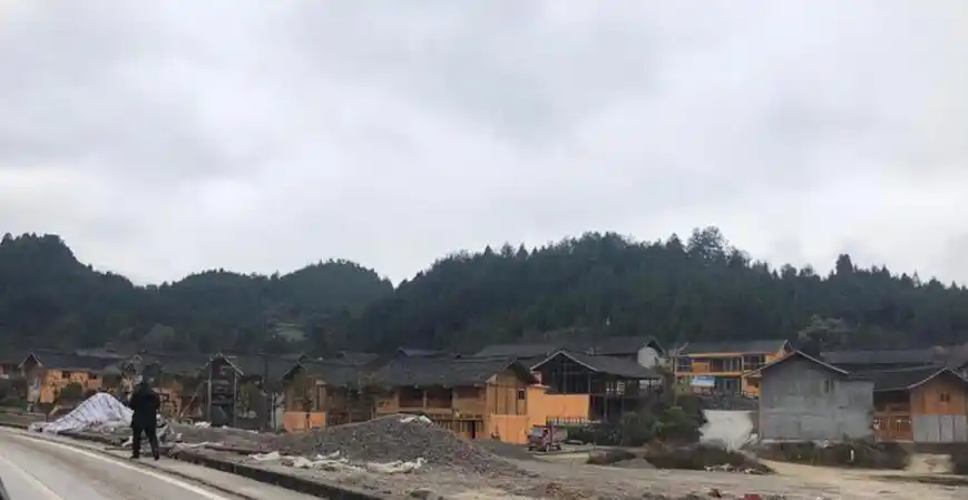 p data-id="gnb07r495z">白沙镇,隶属贵州省铜仁市石阡县,地处石阡县