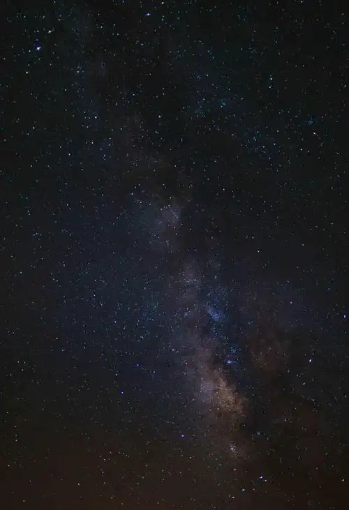 黑夜里的星空