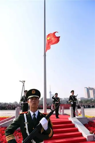 吉林省暨长春市举行庆祝中华人民共和国成立70周年升国旗仪式