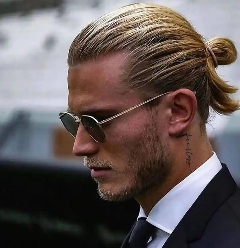 2020男神发型30多款,时尚清爽显精神,越来越多男士这样剪_长发