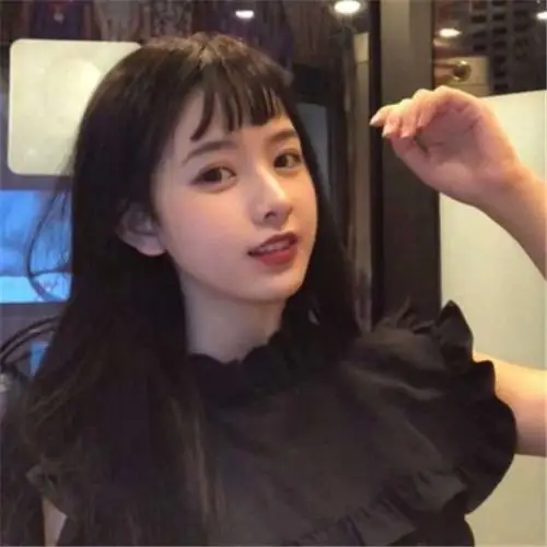 快手网红美女自拍图片女生头像 爱自己比爱谁都靠谱_女生头像-qqkw