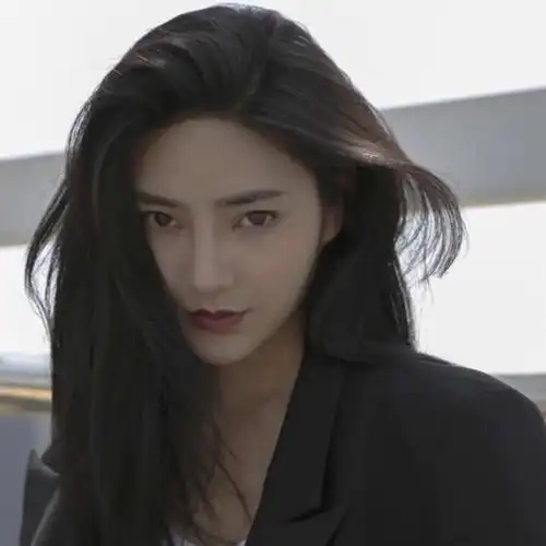 一定要与别人有所不同,不要痴迷于不确定的感情