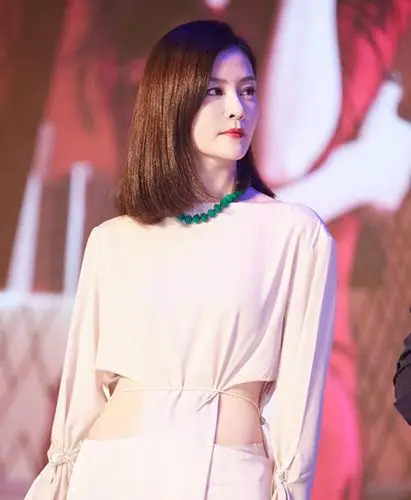 又一女演员诉苦中年危机,曾被马伊琍推荐演《我的前半生》唐晶