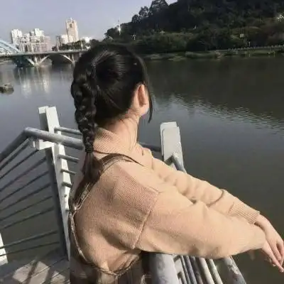 背影或侧面的丧女头像 现代暗黑丧风格头像,女生头像图片-回车桌面