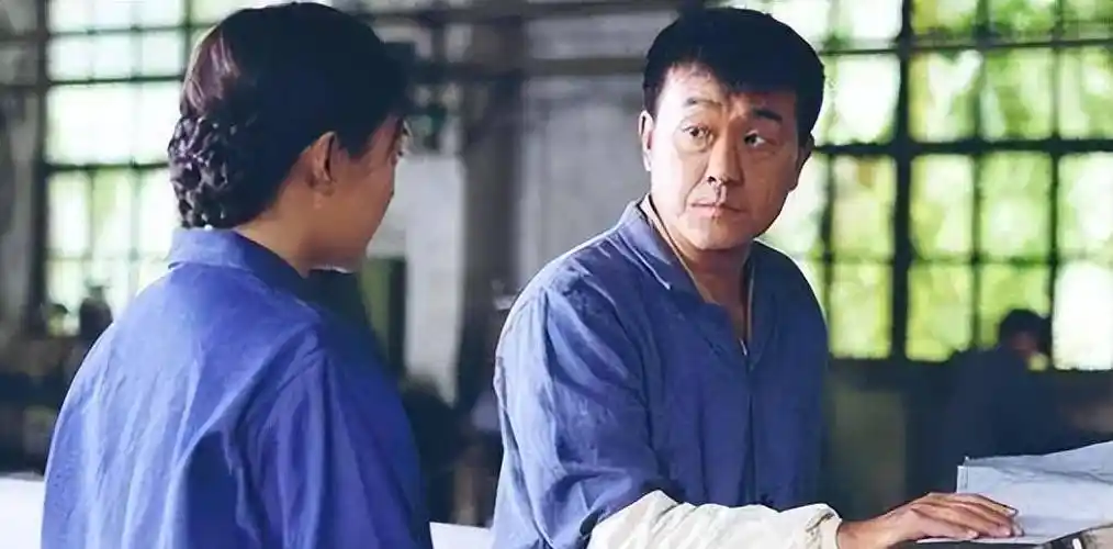 24年后再看何冰:才明白他娶到同桌做老婆,到底有多幸运_李海洋_演出