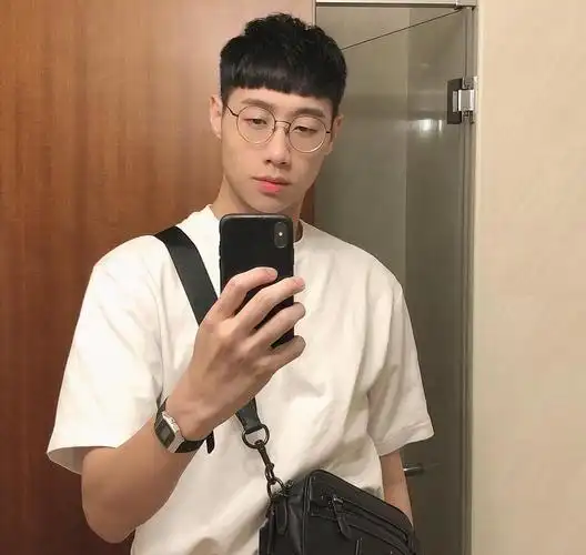 2021男生"短发"怎么剪才好看?试试这几款帅气发型,潮范十足