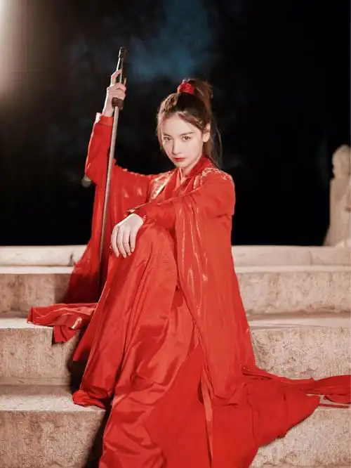 红衣古装这套好帅