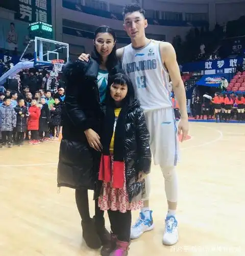 9月份回归!可兰白克直播中透露好消息,回应mvp的离开原因