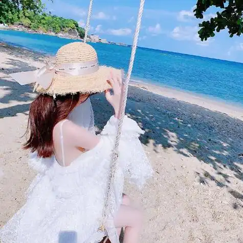 现代时尚侧颜好看美女头像女生简单气质高清长发成熟