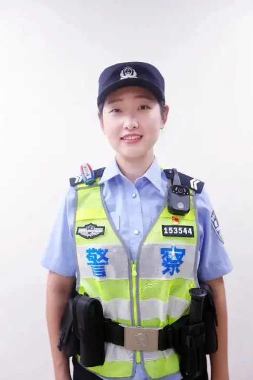 常平公安分局女民警乔翩翩