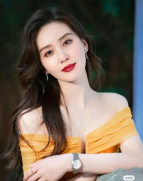 在中国的演艺圈,80后女明星已经成为了中坚力量.