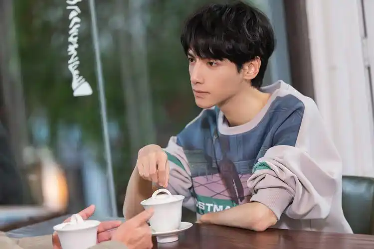 罗云熙 代表作:《何以笙箫默-miss璐小姐